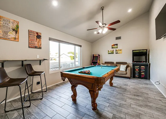 Pool, Putting & Games: Home! Chandler
