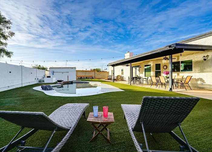 Pool, Putting & Games: Home!